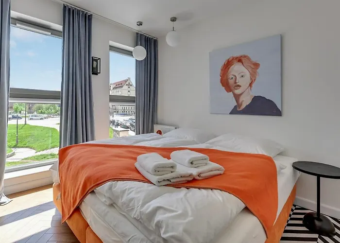 Queen's Gambit By Blue Mandarin