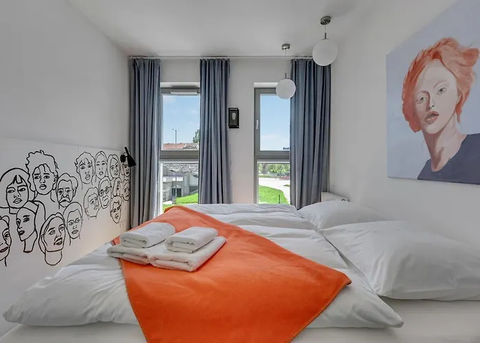 Queen's Gambit By Blue Mandarin