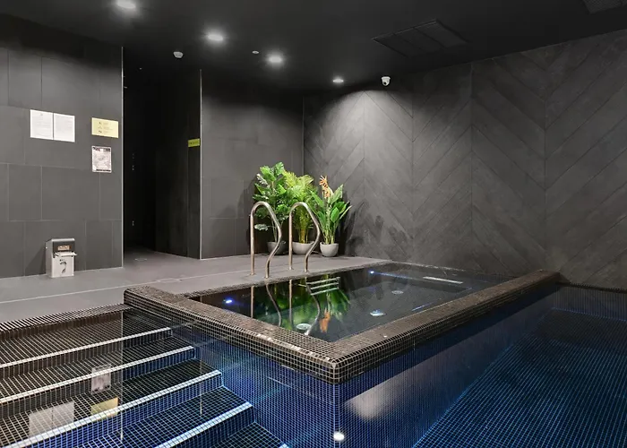 Queen's Gambit By Blue Mandarin شقة *