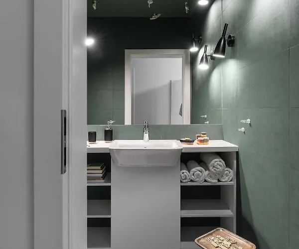 Queen's Gambit By Blue Mandarin * Гданьск