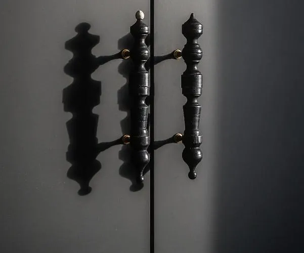 Queen's Gambit By Blue Mandarin Апартаменты